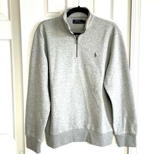 New Men’s Polo Zip Sweatshirt Size Medium